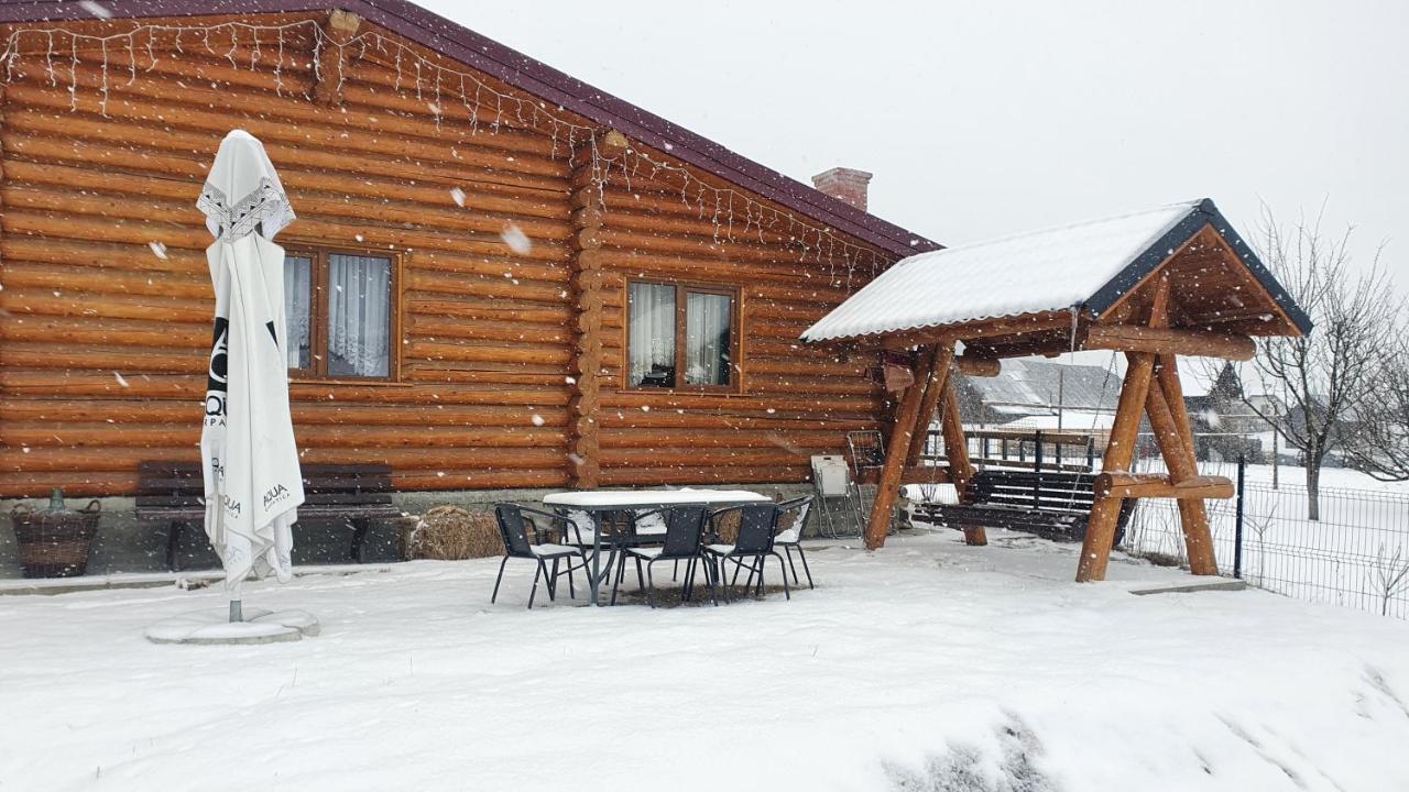 Cabana Alesia, Relaxare La Poalele Raraului Кымпулунг-Молдовенеск Экстерьер фото