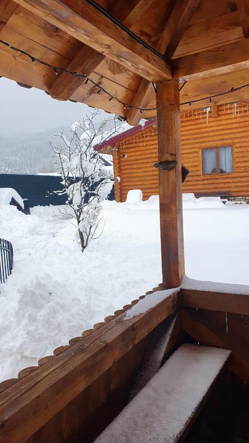 Cabana Alesia, Relaxare La Poalele Raraului Кымпулунг-Молдовенеск Экстерьер фото