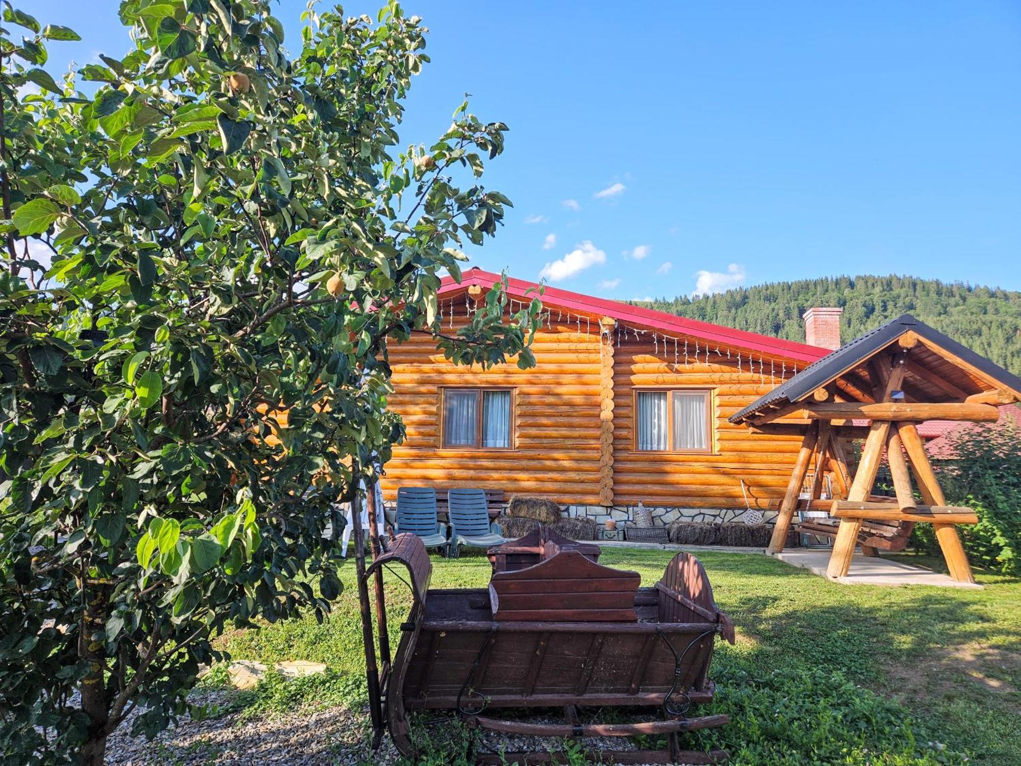 Cabana Alesia, Relaxare La Poalele Raraului Кымпулунг-Молдовенеск Экстерьер фото